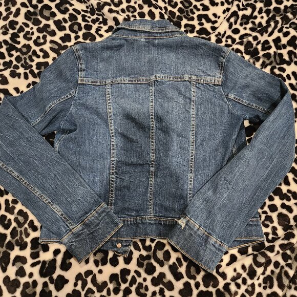 Aéropostal jean jacket - Picture 2 of 3
